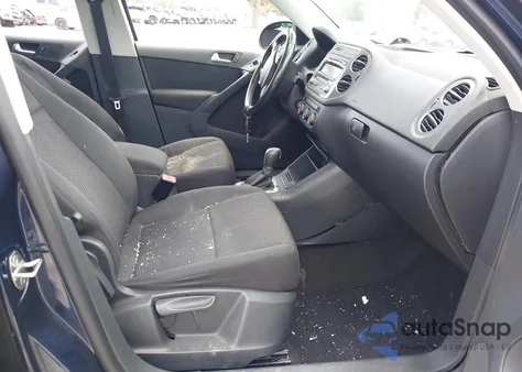 2013 Volkswagen Tiguan S z USA, uszkodzony, nr VIN WVGAV3AX5DW620778